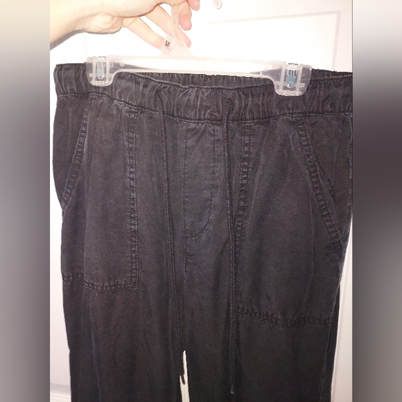 black pants - Picture 4 of 5